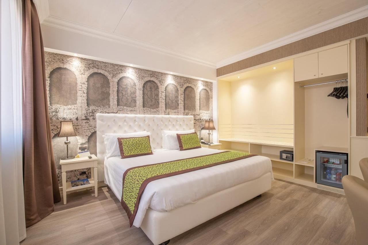Hotel Giberti & 4*